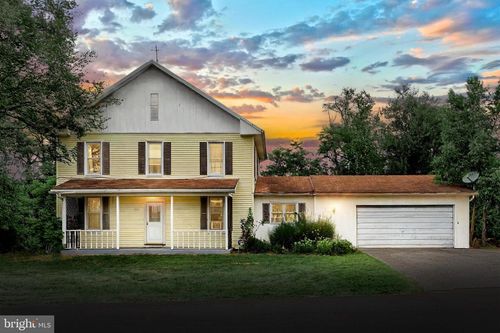 1111 Arendtsville Rd, BIGLERVILLE, PA, 17307-9332 | Card Image