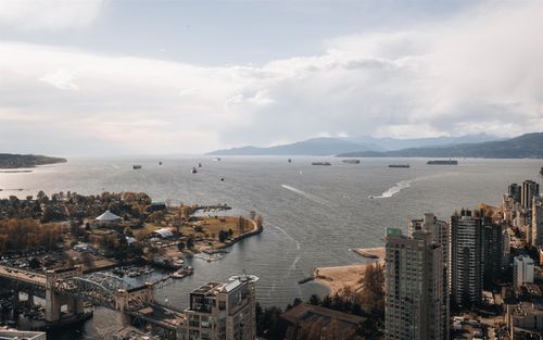 5203-1480 Howe St, Vancouver, BC, V6Z0G5 | Card Image