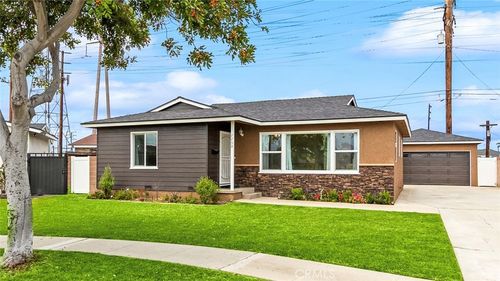 7754 La Casa Way, Buena Park, CA, 90620-2317 | Card Image