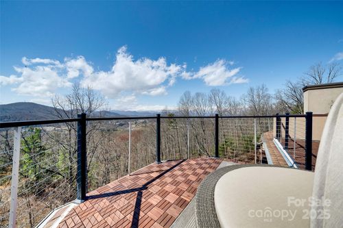 56 Chimney Crest Dr, Asheville, NC, 28806-8719 | Card Image