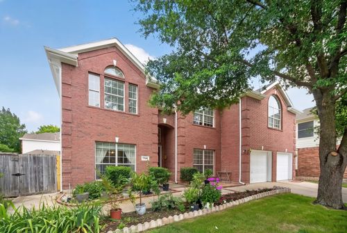 7708 Buccaneer Cir, Arlington, TX, 76016-5324 | Card Image