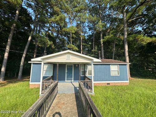 2609 Mcleod Dr, Maxton, NC, 28364-7657 | Card Image