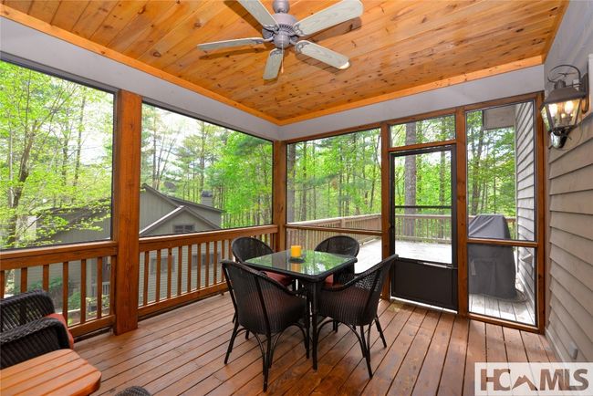 146 Scotch Highlands Loop, Home with 3 bedrooms, 4 bathrooms and null parking in Sapphire NC | Image 16
