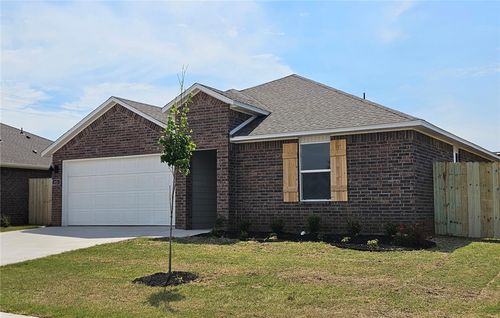 105 Ratliff Ave, Pea Ridge, AR, 72751-3258 | Card Image