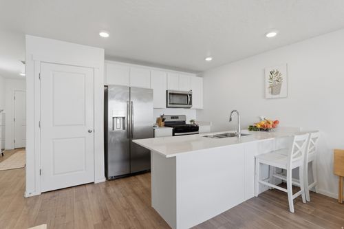 1068 E Scuttlebutt Ln, Saratoga Springs, UT, 84045-5679 | Card Image