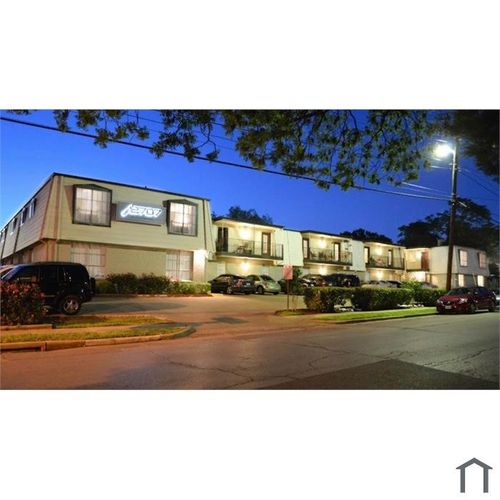 2707 Shelby Ave, Dallas, TX, 75219-4112 | Card Image