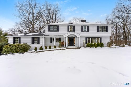 18 Winding Ln, Darien, CT, 06820-5516 | Card Image