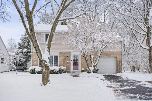 2225 Swansea Rd, Upper Arlington, OH, 43221-1821 | Card Image