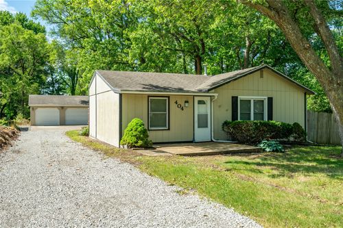 404 Titus Avenue, Des Moines, IA, 50315 | Card Image