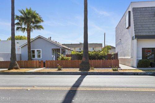 618 S C St, Oxnard, CA, 93030-7017 | Card Image