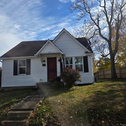 723 N 4th St, Boonville, IN, 47601-1301 | Card Image