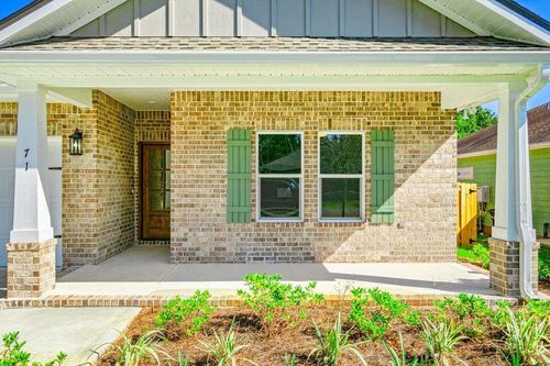 1496 Pine St, Niceville, FL, 32578-9781 | Card Image