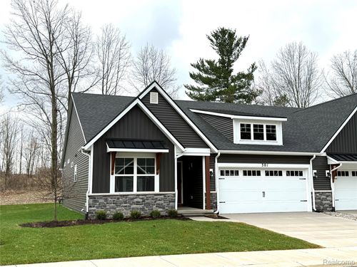 28-301 Canyon Creek Ct, Howell, MI, 48843-9255 | Card Image