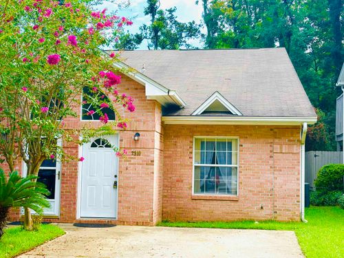 2910 Cross Creek Court, Tallahassee, FL, 32311 | Card Image