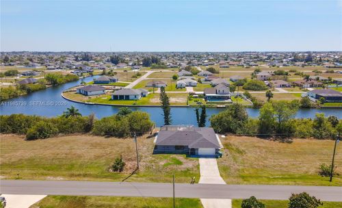 2908 Nw 9th Ter, Cape Coral, FL, 33993-5745 | Card Image