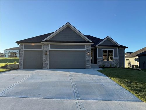 12720 Nw Larkspur Ln, Platte City, MO, 64079-4531 | Card Image