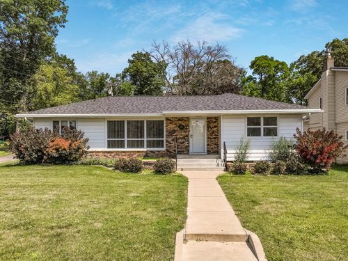 924 Superior St, Spooner, WI, 54801-1644 | Card Image