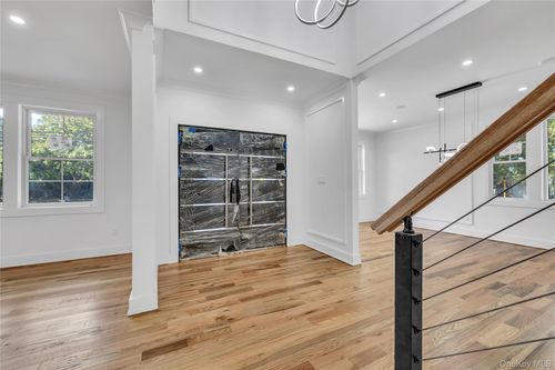 1130 Carlls Straight Path, Dix Hills, NY, 11746-8016 | Card Image