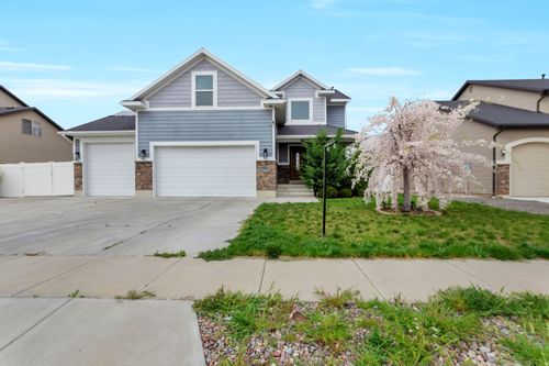 1354 W 1200 S, Clearfield, UT, 84015-9092 | Card Image