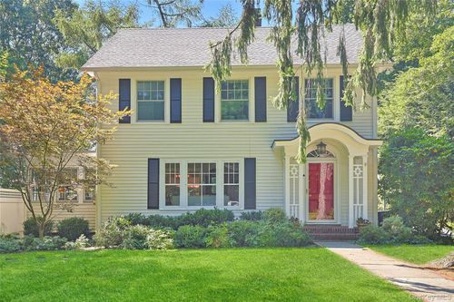 26 Kings Ct, Chappaqua, NY, 10514-3527 | Card Image