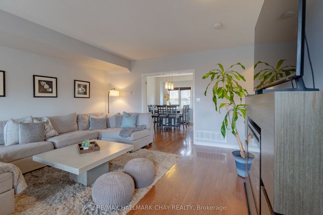 36 - 175 Stanley St, House attached with 3 bedrooms, 3 bathrooms and 1 parking in Barrie ON | Image 5