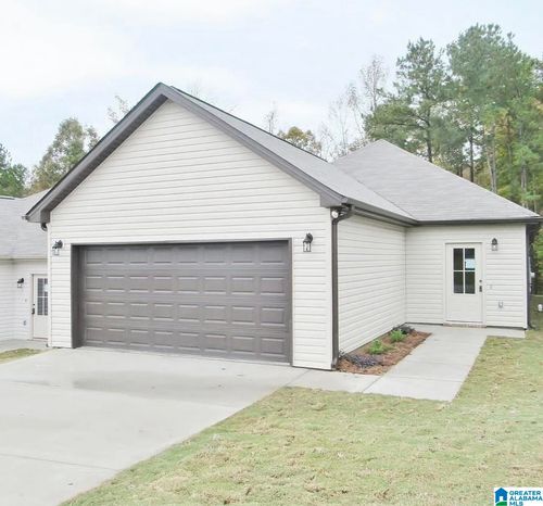 60 Deer Creek Dr, Odenville, AL, 35120-7232 | Card Image