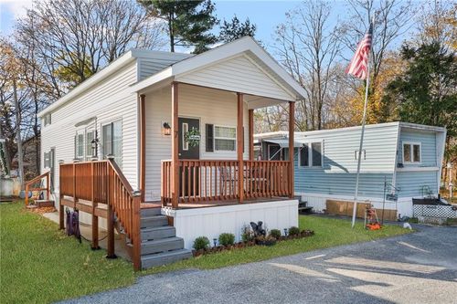 443 Dyer Ave, Cranston, RI, 02920-7065 | Card Image