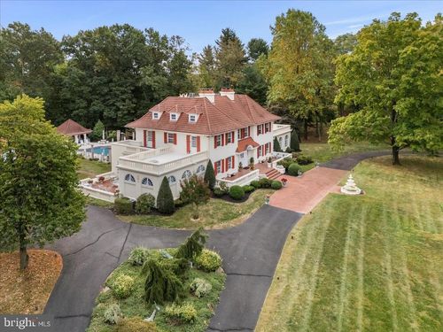 2185 S Easton Rd, DOYLESTOWN, PA, 18901-2766 | Card Image