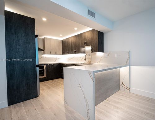 apt-503-18081 Biscayne Blvd, Aventura, FL, 33160-2513 | Card Image