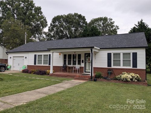 111 Sussex Ave, Cherryville, NC, 28021-3439 | Card Image