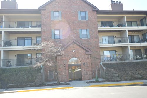 304-641 Hapsfield Ln, Buffalo Grove, IL, 60089-4713 | Card Image