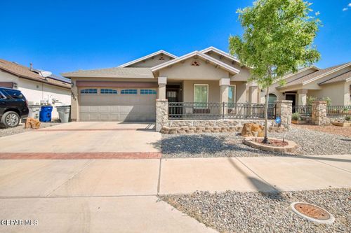 12769 Tre Maximiliano Ave, El Paso, TX, 79938-8266 | Card Image