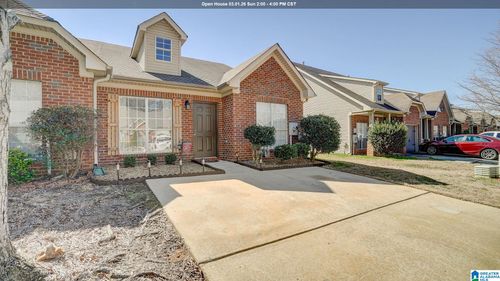 2790 Southwood Ln, BESSEMER, AL, 35022-5692 | Card Image