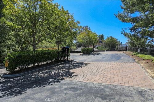126 Pueblo Ln, Topanga, CA, 90290 | Card Image
