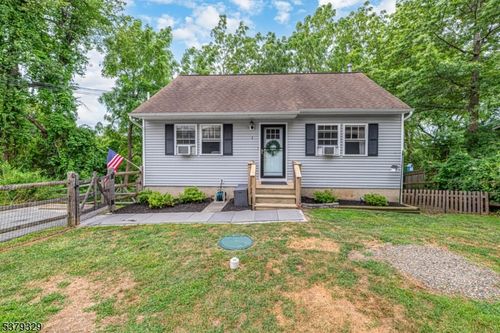 1 Robins Ter, Highland Lakes, NJ, 07422-1130 | Card Image