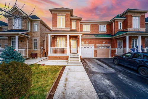 33 Callalily Rd, Brampton, ON, L7A0M3 | Card Image