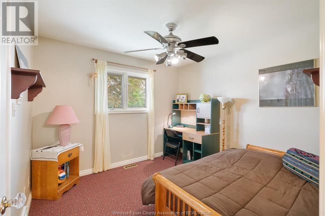 5569 Concession Rd 5 N, House other with 6 bedrooms, 3 bathrooms and null parking in Amherstburg ON | Image 20