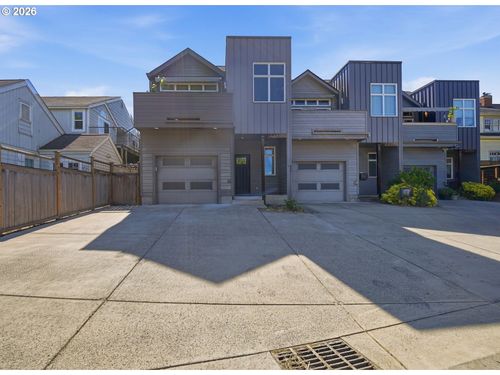 2340 Willamette St, Eugene, OR, 97405-2850 | Card Image