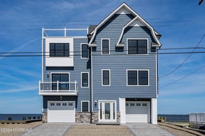 363 Bay Shore Drive, House other with 4 bedrooms, 2 bathrooms and null parking in Barnegat NJ | Image 1