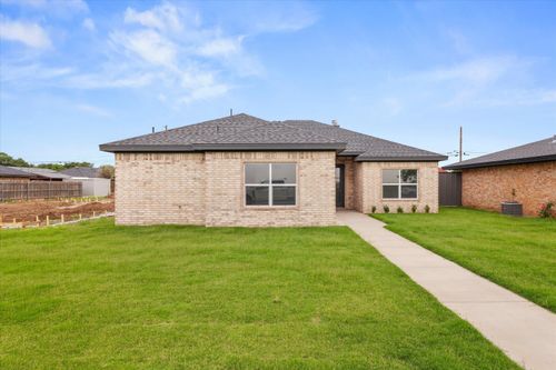 619 Holly St, Levelland, TX, 79336-5751 | Card Image