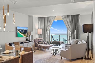 1205 - 9703 Collins Ave, Condo with 1 bedrooms, 2 bathrooms and null parking in Bal Harbour FL | Image 2