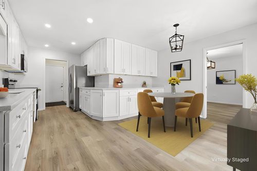 15606 Hollyhock Ct, Orland Park, IL, 60462-5089 | Card Image