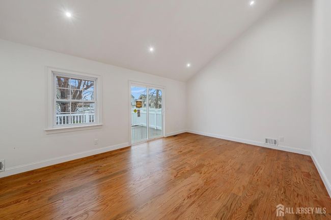 66 4 Th Ave, House other with 4 bedrooms, 2 bathrooms and null parking in Port Reading NJ | Image 8