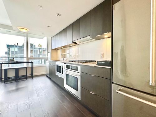 1103-111 1st E Avenue, Vancouver, BC, V6A0E9 | Card Image