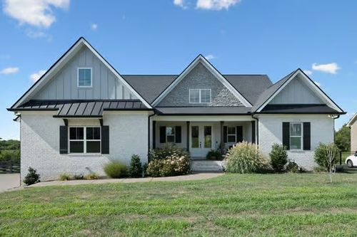 1018 C P Stewart Blvd, Lebanon, TN, 37087-1730 | Card Image