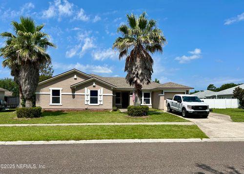 86111 Cartesian Pointe Dr, Yulee, FL, 32097-5825 | Card Image