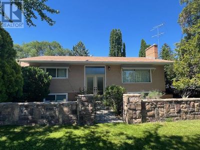 9106 74 Th Ave, House other with 4 bedrooms, 2 bathrooms and 1 parking in Osoyoos BC | Image 1