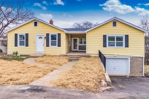 1756 Old Lemay Ferry Rd, Arnold, MO, 63010-1957 | Card Image