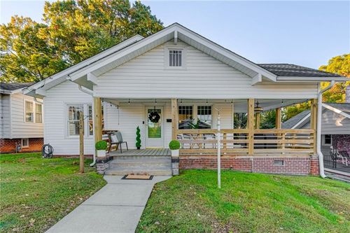 112 W Devonshire St, Winston-Salem, NC, 27127-7104 | Card Image
