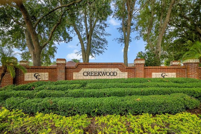 10327 Meadow Crossing Dr, House other with 4 bedrooms, 3 bathrooms and null parking in Tampa FL | Image 5